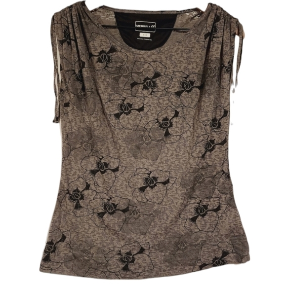Merrell Cinch Gather Shoulder Burnout Tee Grey Flower Outdoor Hiking Shirt sz Md - Picture 1 of 9
